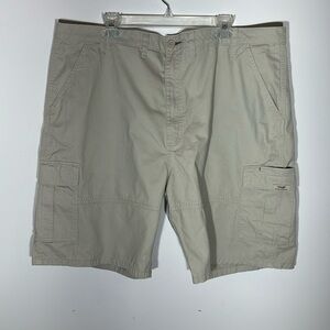 Wranglers Beige Cargo Shorts - 44 Reg